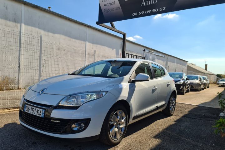 RENAULT MEGANE III BERLINE