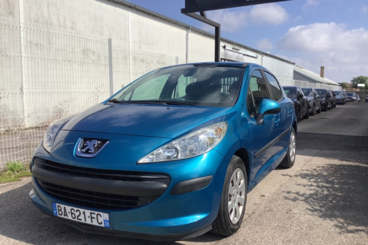 PEUGEOT 207