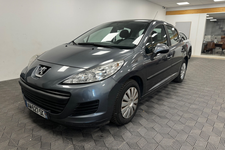 PEUGEOT 207